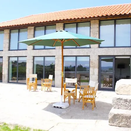 فندق Country لوسادا