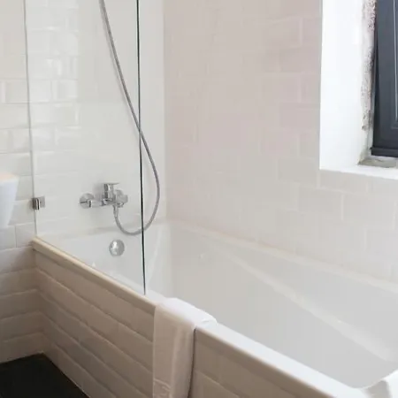 فندق Country لوسادا